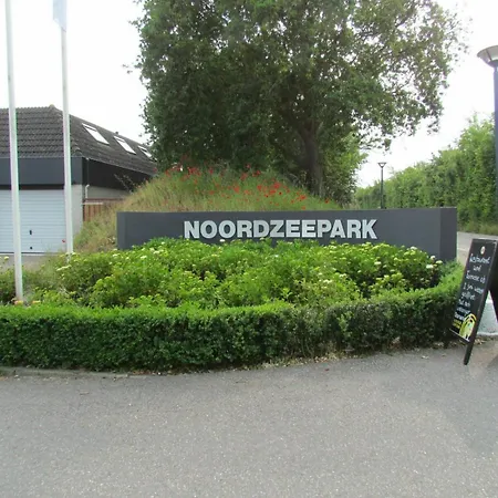 Mosselbank 93 - Noordzeepark Ouddorp, With Private Front And Back Garden Near The - Not For Companies * 우도르프