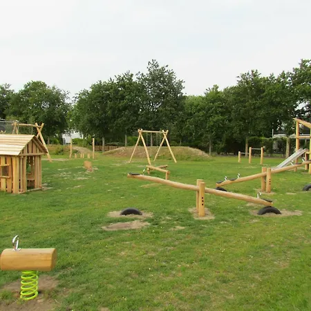 Mosselbank 93 - Noordzeepark Ouddorp, With Private Front And Back Garden Near The - Not For Companies Nyaraló *