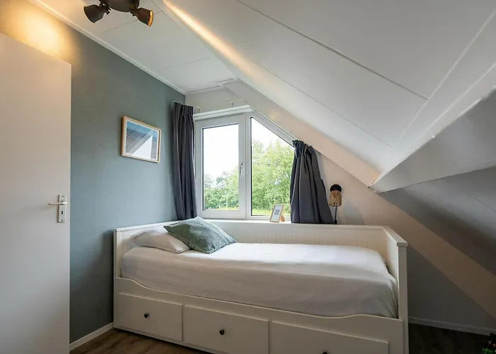 Mosselbank Beachside Retreat: Private Gardens Near Noordzeepark Holiday home