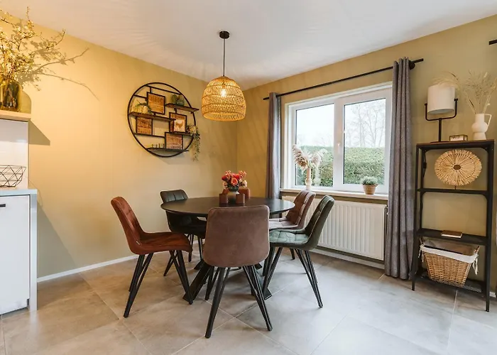 Mosselbank Beachside Retreat: Private Gardens Near Noordzeepark Holiday home *