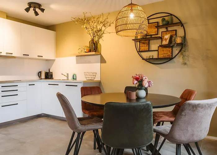 Holiday home Mosselbank Beachside Retreat: Private Gardens Near Noordzeepark Ouddorp