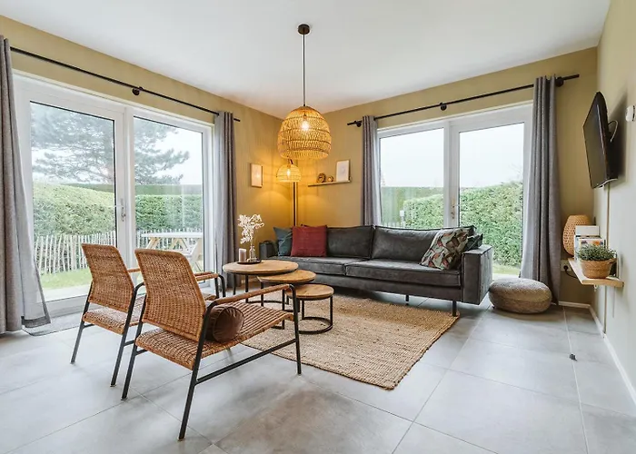 Mosselbank Beachside Retreat: Private Gardens Near Noordzeepark * Ouddorp