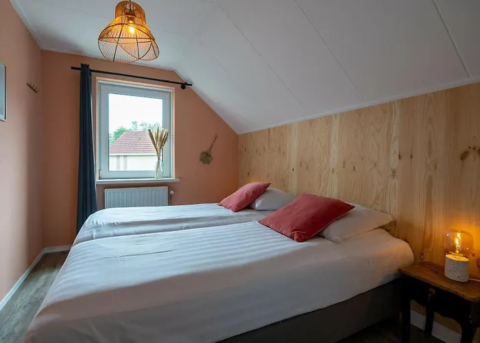 Holiday home Mosselbank Beachside Retreat: Private Gardens Near Noordzeepark