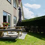 Mosselbank 93 - Noordzeepark Ouddorp, With Private Front And Back Garden Near The - Not For Companies بيت للعطل آودورب